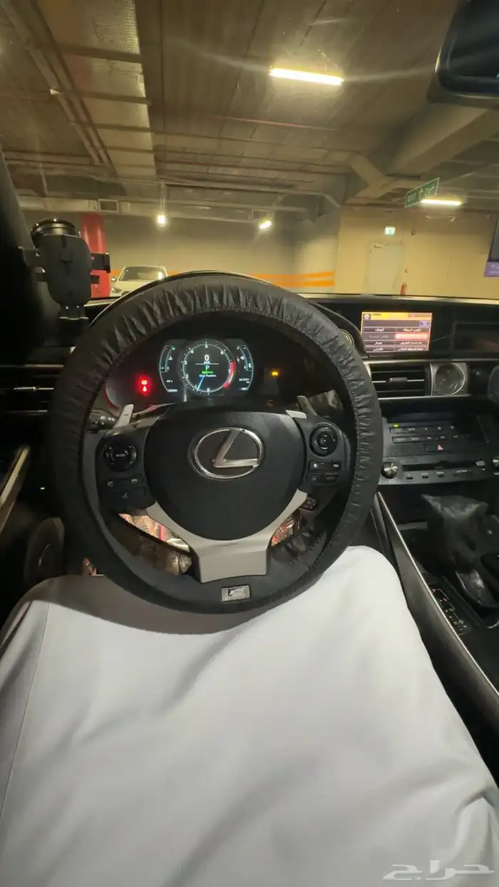للبيع لكزس isF350 6