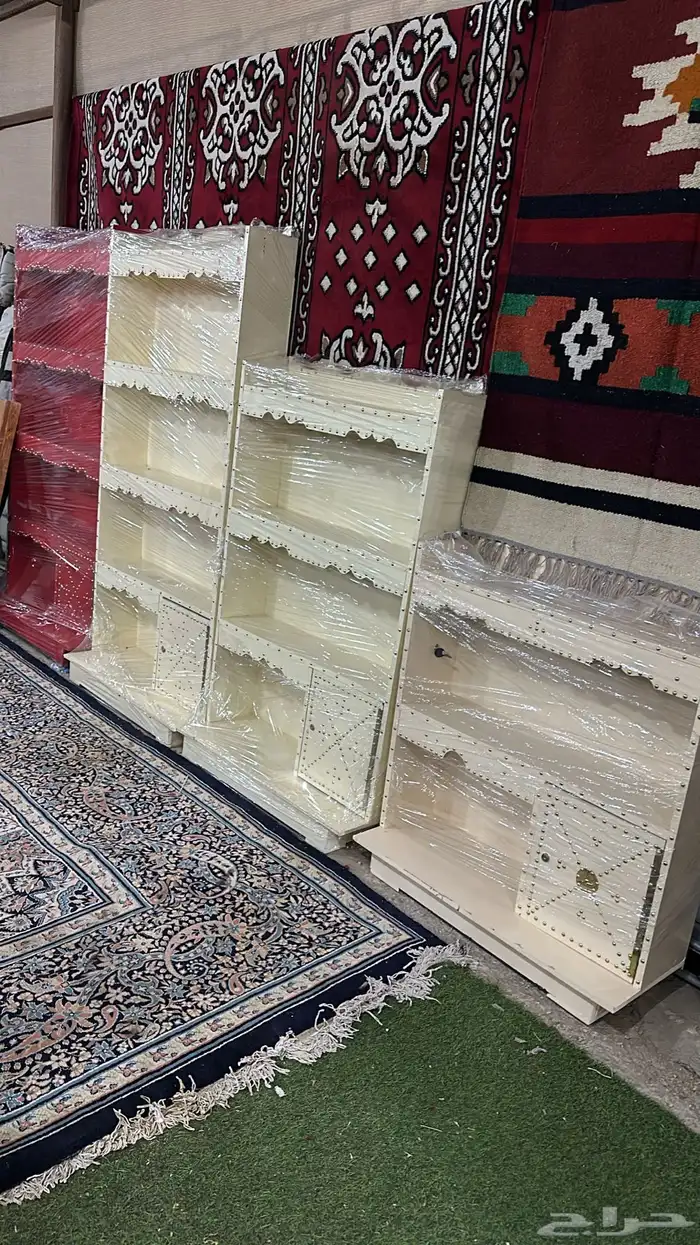 دواليب خشب للستراحات والمشبات 0