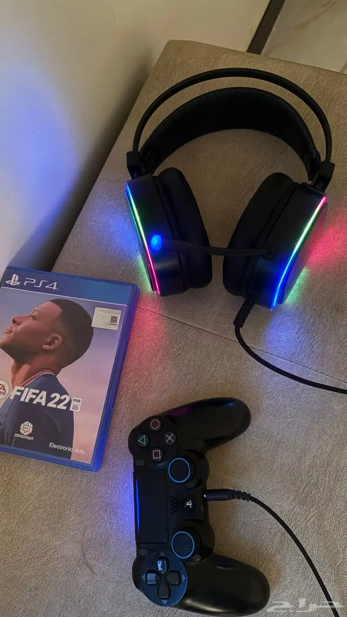 playstation 4 سوني 4 3