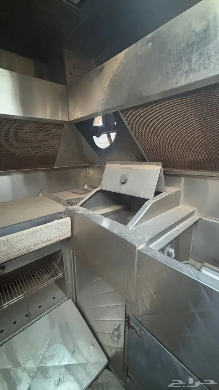 فود ترك أو مطبخ متنقل أو غرفة سحب 12