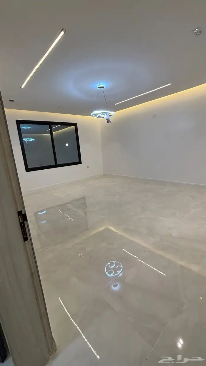 فيلا تصميم كلاسيكي للبيع ابو عريش 8