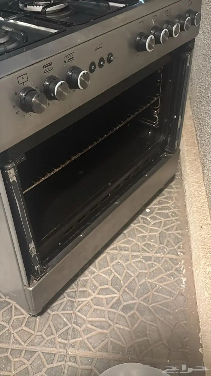 فرن للبيع نظيف جدا  اللهم القزازه منكسره 1