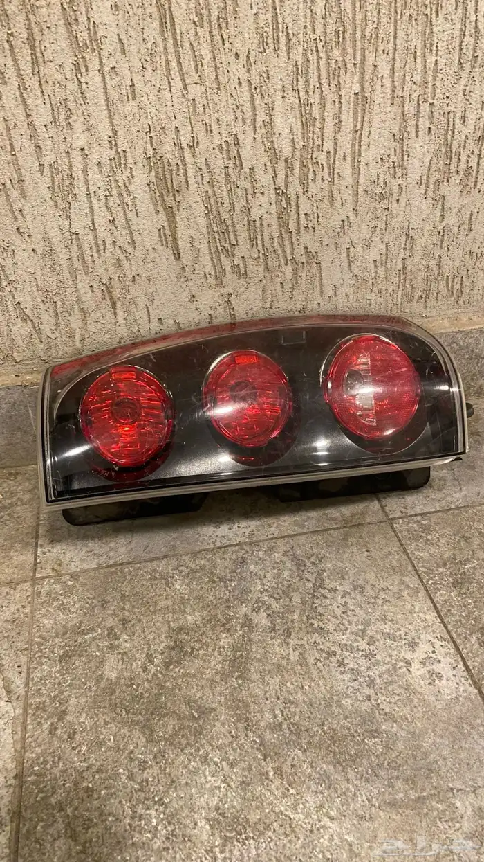 أسطبات جمس دينالي 0