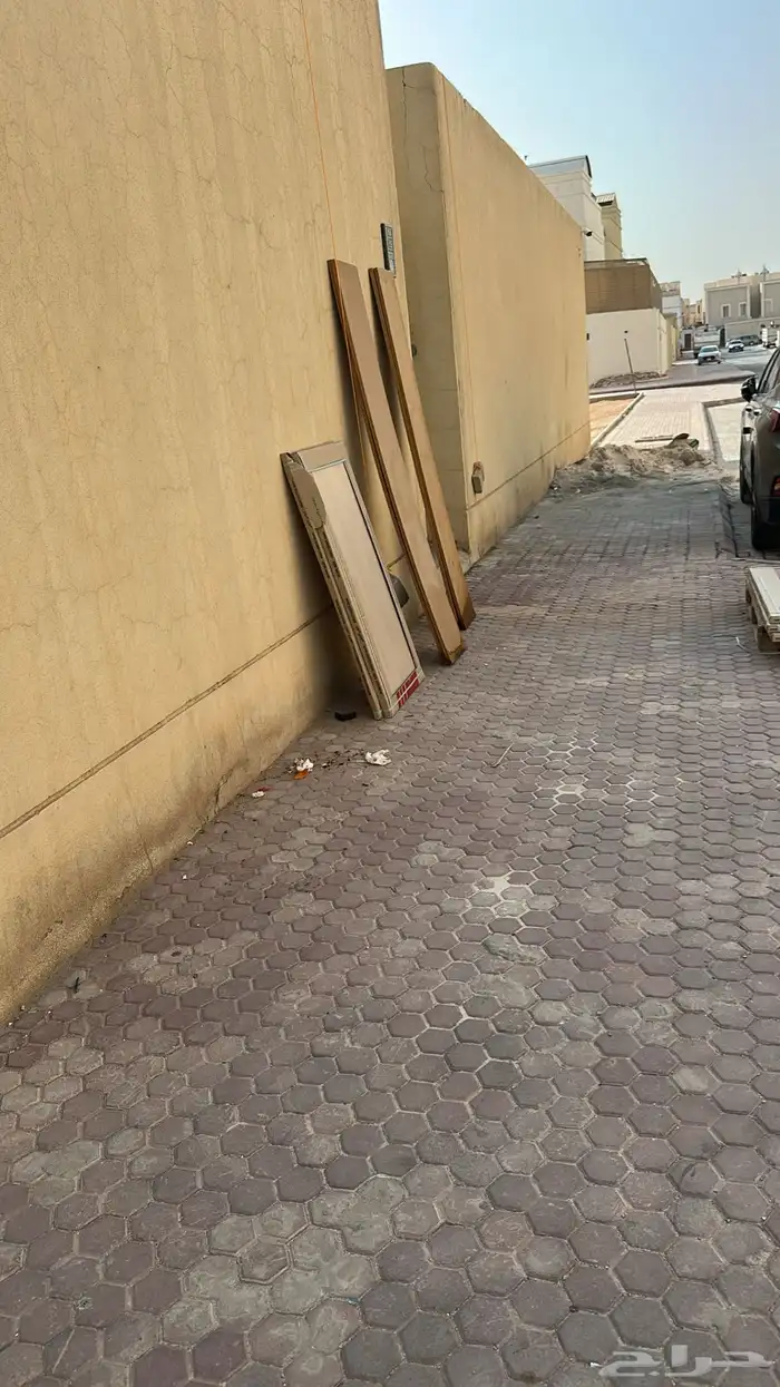مبلط 1