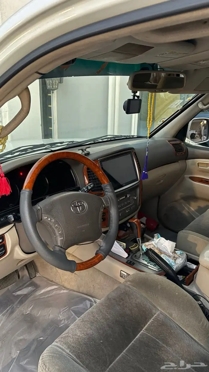 لاندكروزر 2006 فل كامل V8 نظيف 10
