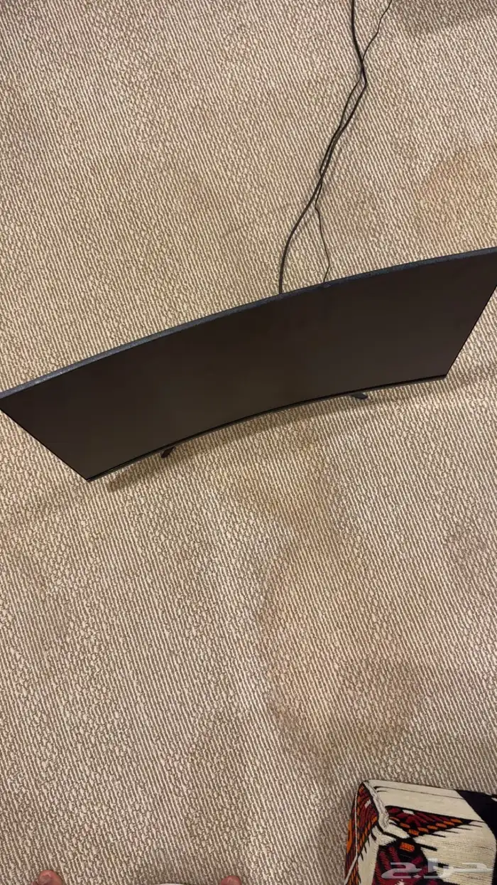 شاشة قيمنق منحنية 3