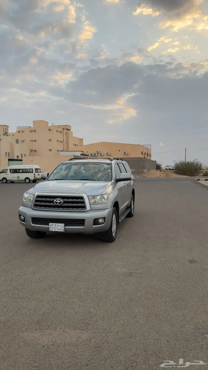 سيكويا موديل 2015 نص فل وكالة 8