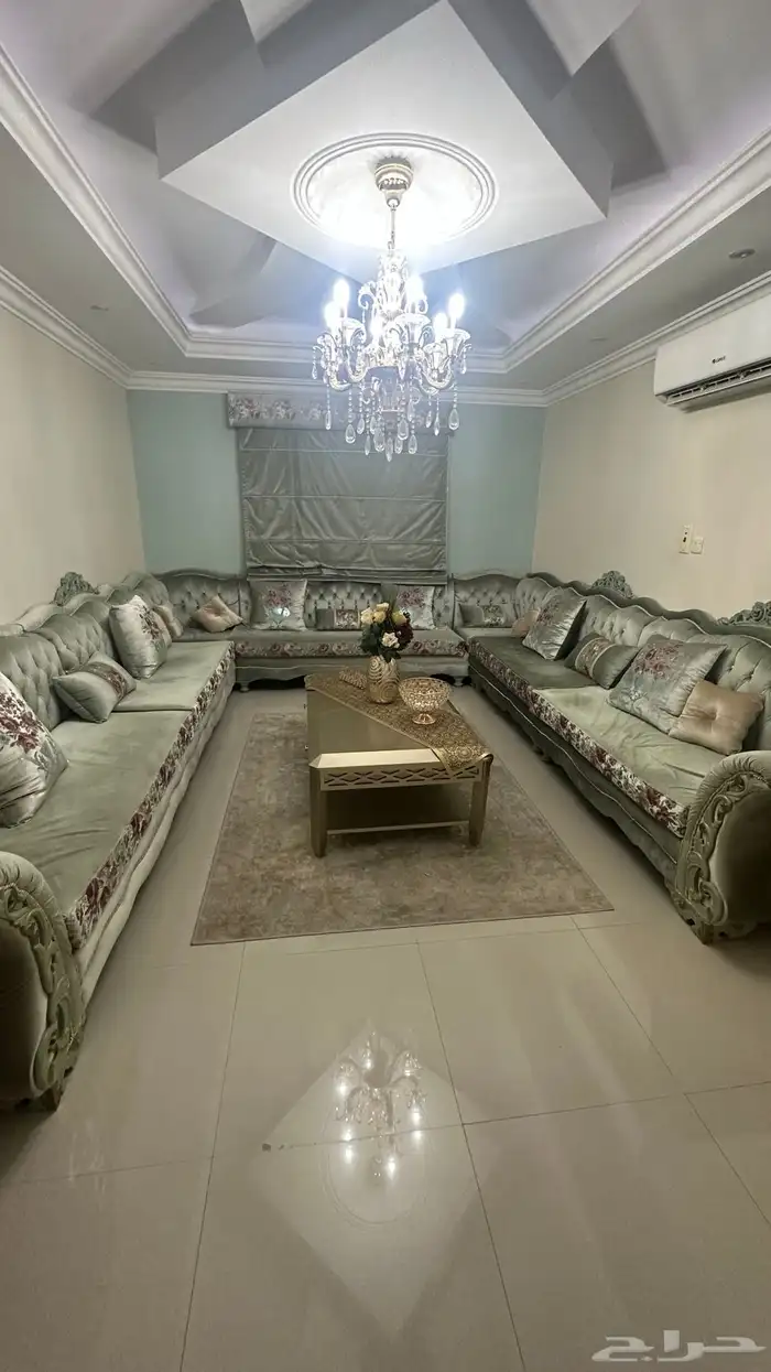 مجلس كنب للبيع 3