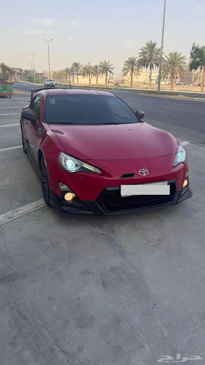 تويوتا رياضية gt86 4