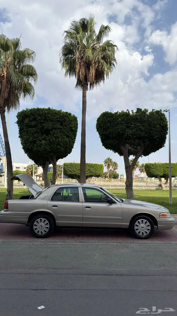 فورد بوليسي للبيع او البدل المناسب 1