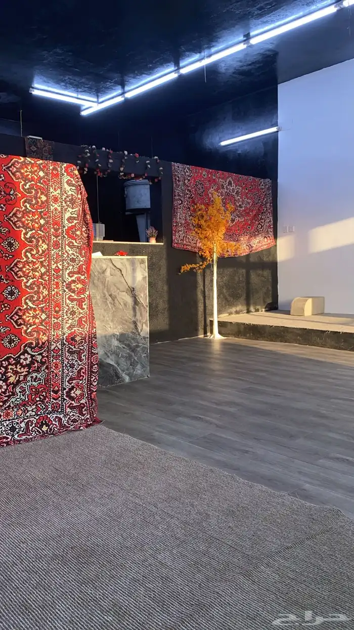 مطعم للتقبيل 0