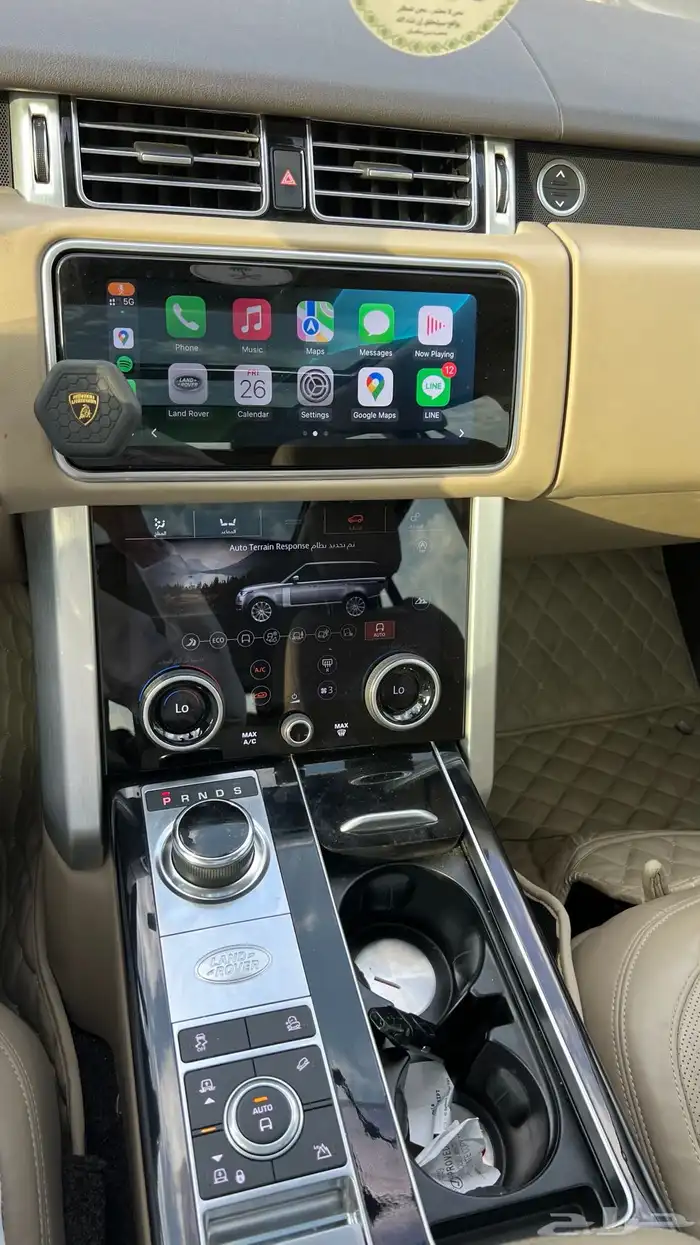 رنج روفر Vogue P400 موديل  2020 27