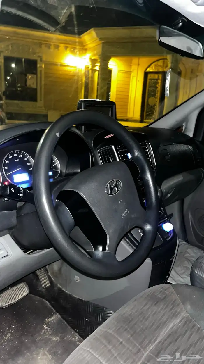 هيوندا H1 ديزل 15