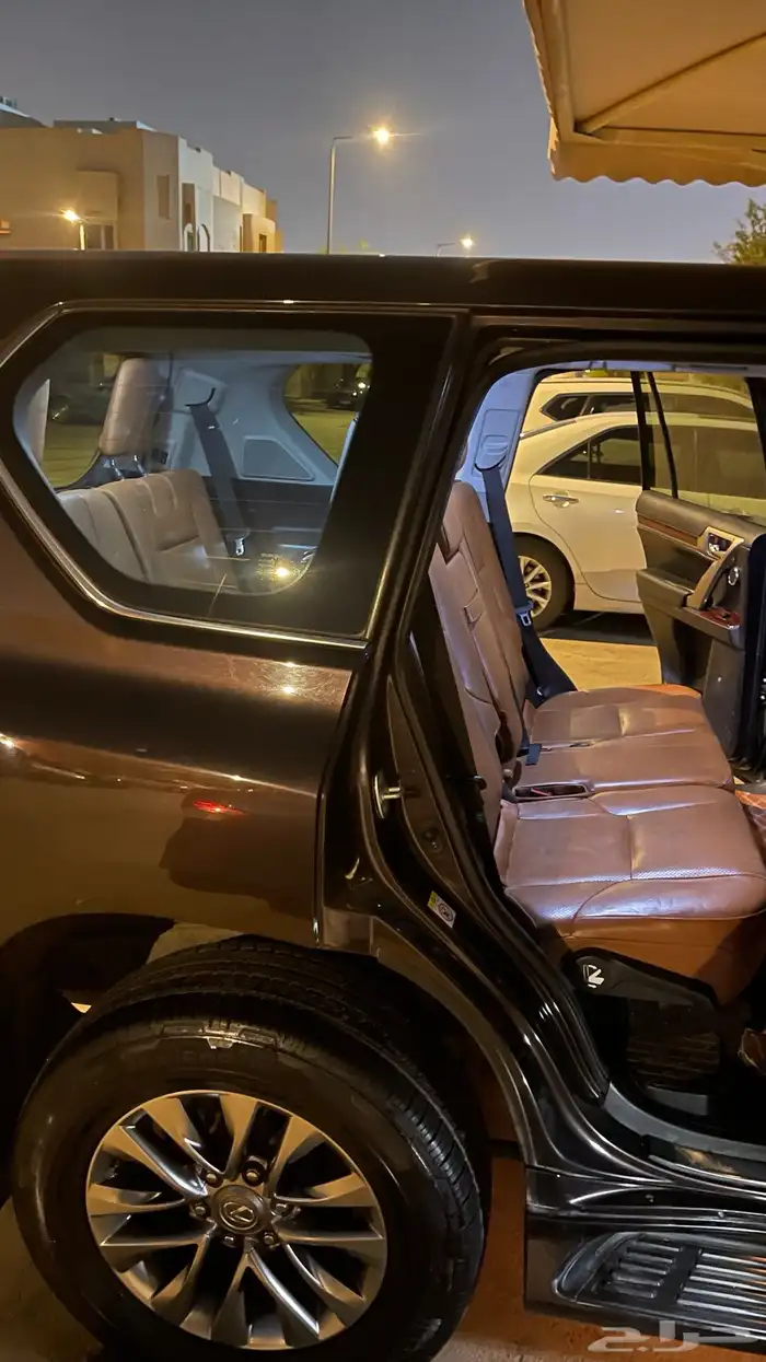 لكزس Gx460 فل كامل 2019 سعودي جاهزة للاستخدام الفوري 5