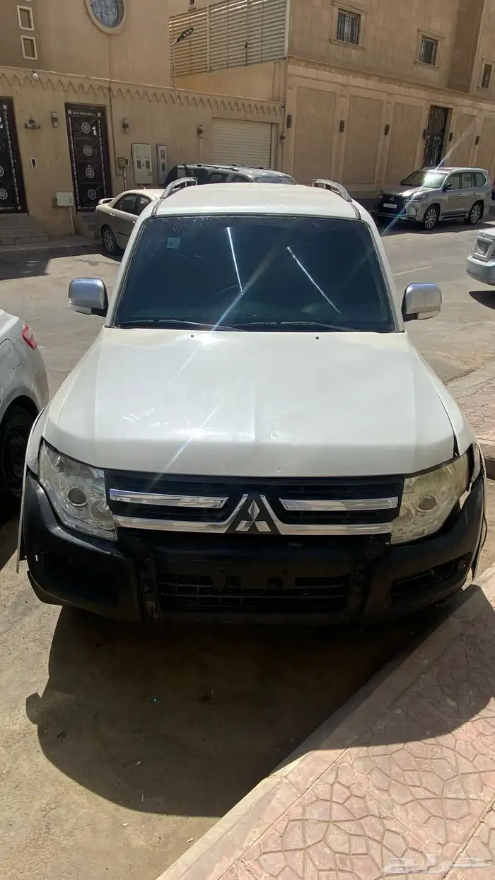 باجيرو 2012 5
