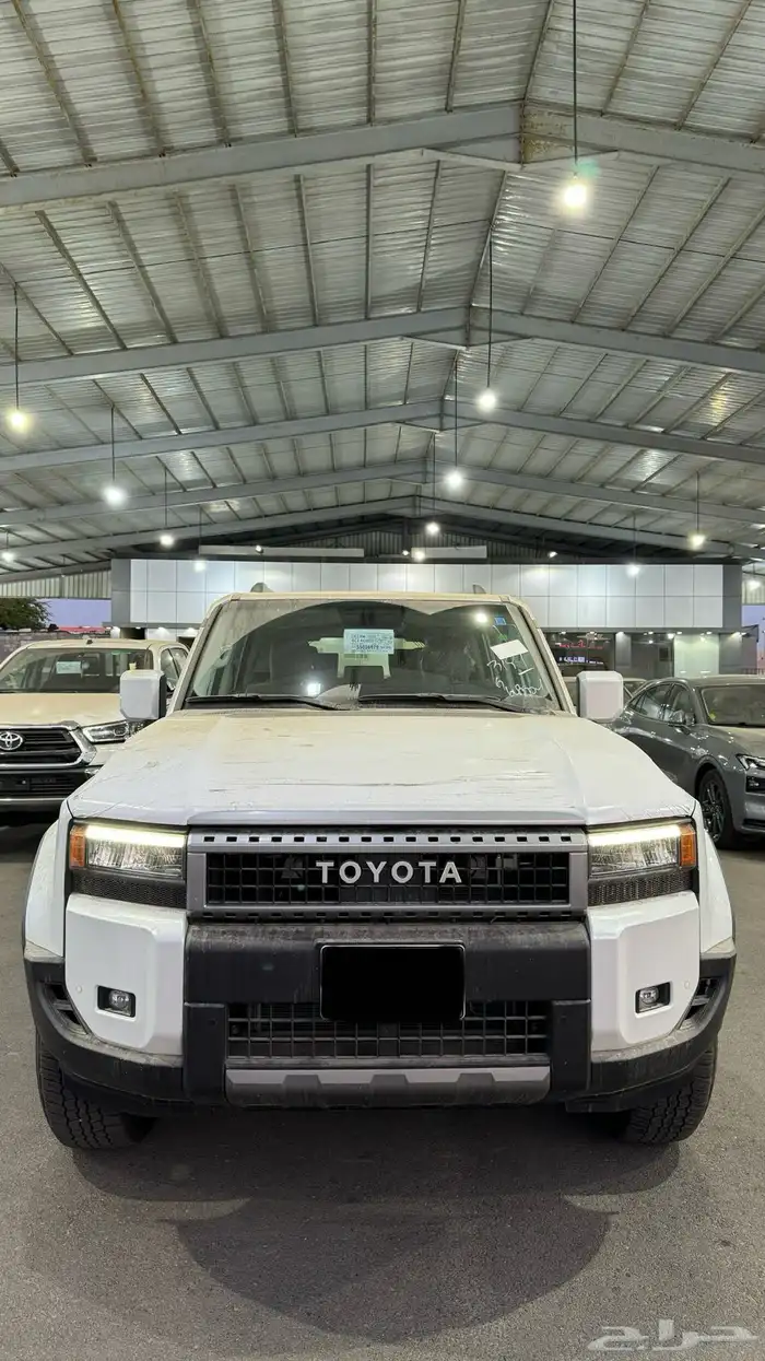 تويوتا برادو 2025 ديزل TXL-2 محرك 2800 ابيض لولوي سعودي 1