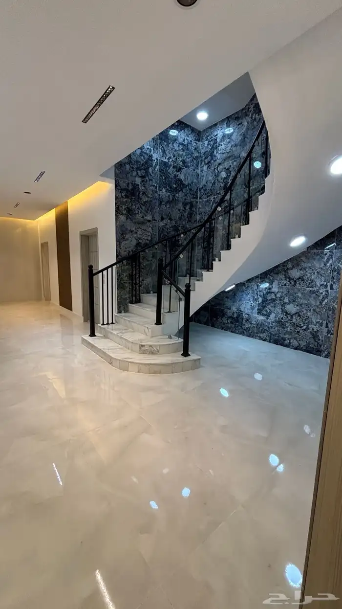 فيلا تصميم كلاسيكي للبيع ابو عريش 6