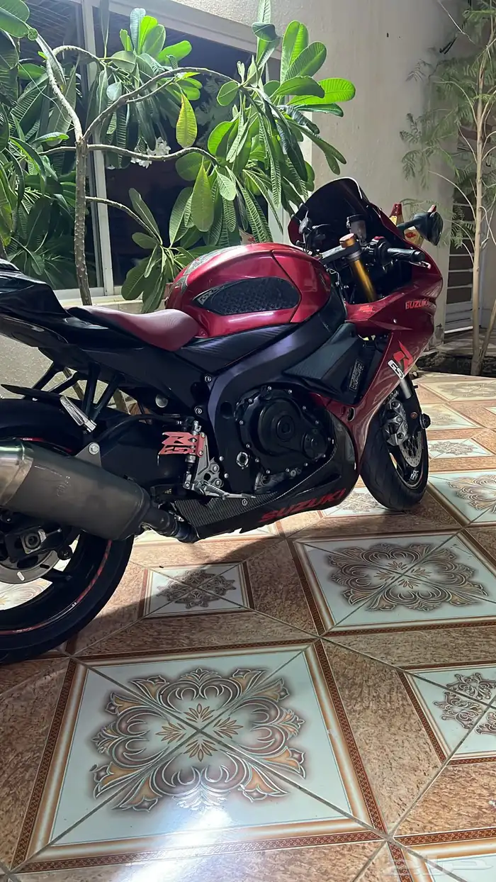 دباب ريس حجم 750 موديل 2014 إصدار خاص 6