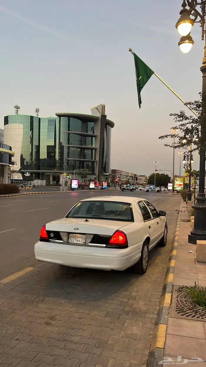 فورد 2008 بوليسي 10