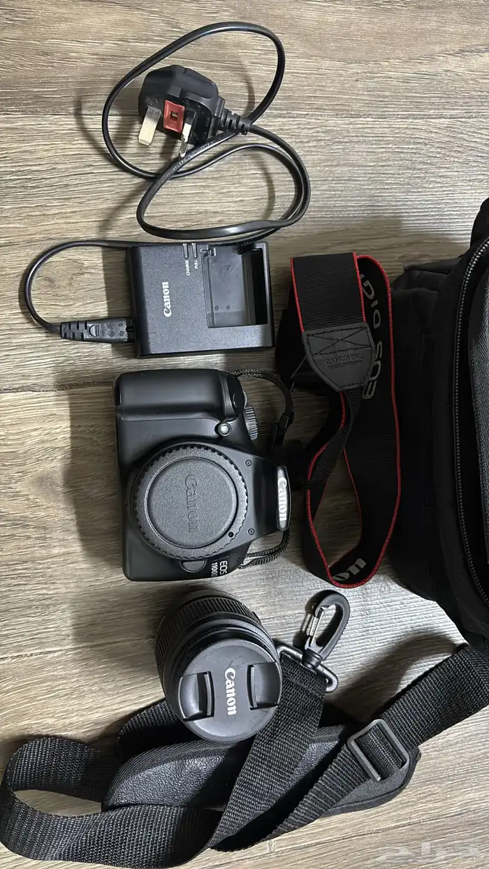 كاميرا Canon EOS 1100D نظيفة جدا جميع الملحقات 4