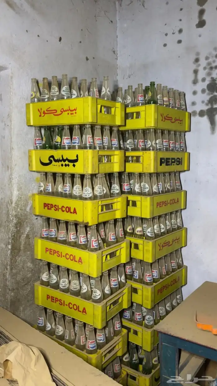 علب ببسي وميرندا قديمه 0