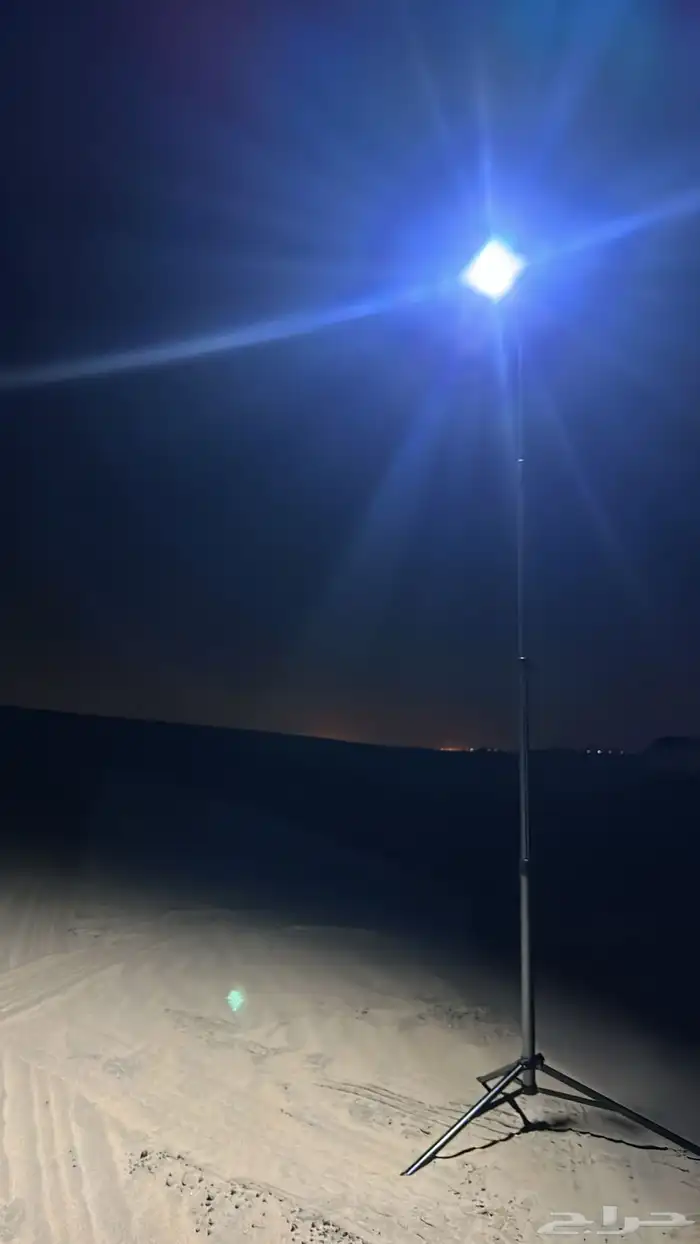 كشاف ليد مع استاند 6