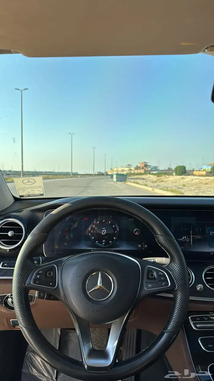 مرسيدس.E400. 2017 72