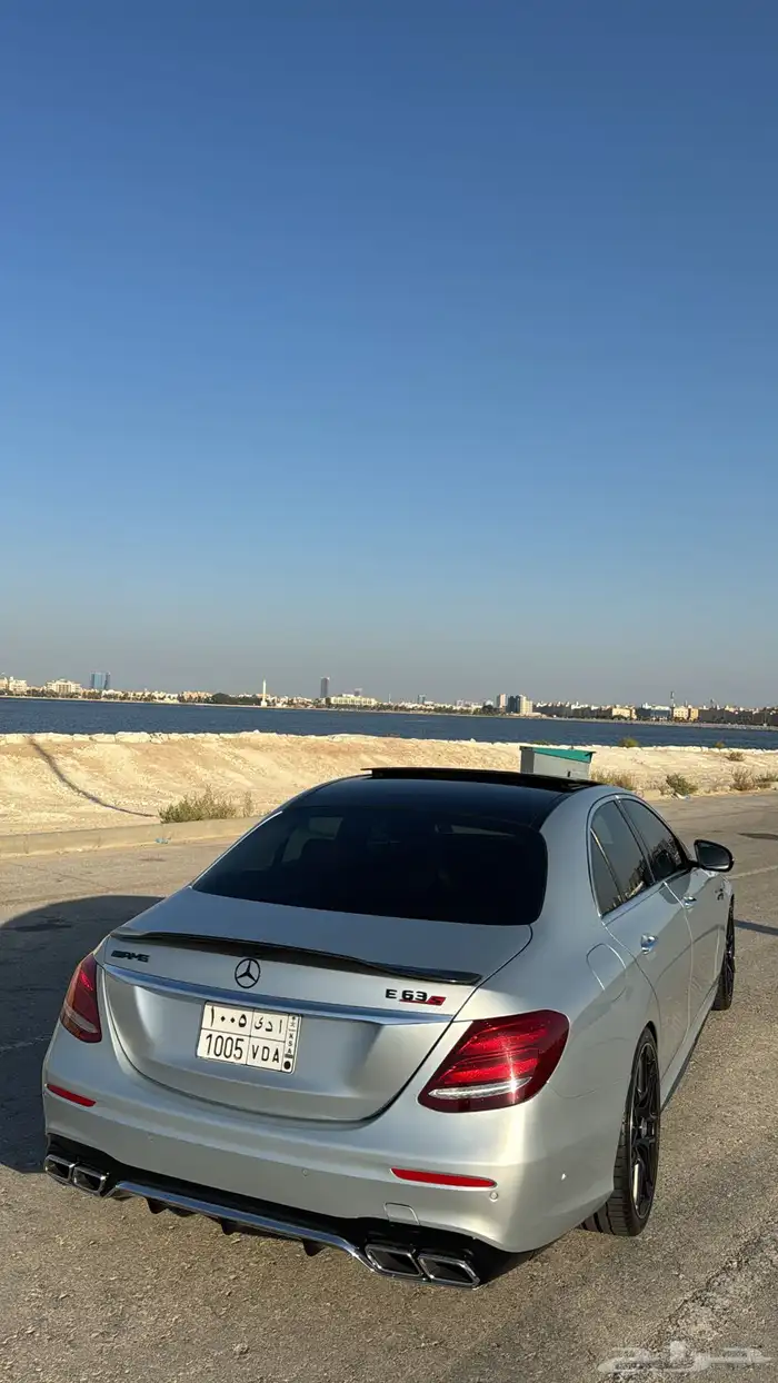 مرسيدس.E400. 2017 19
