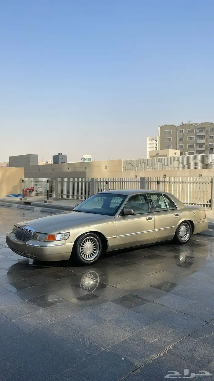 فورد ماركيز 8