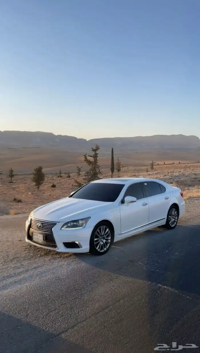 لكزس LS460L (2014) 0