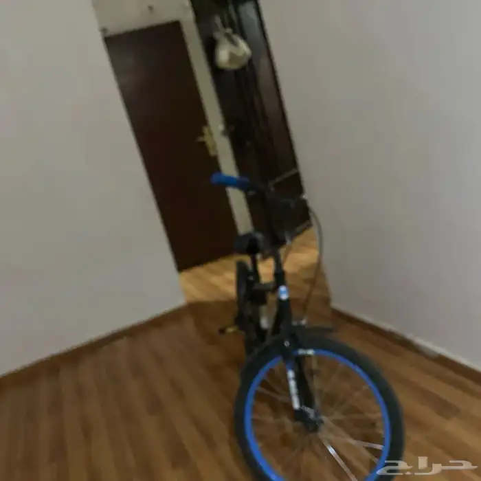 سيكل سبورت سرعته مابين 10كيلو الى14 0