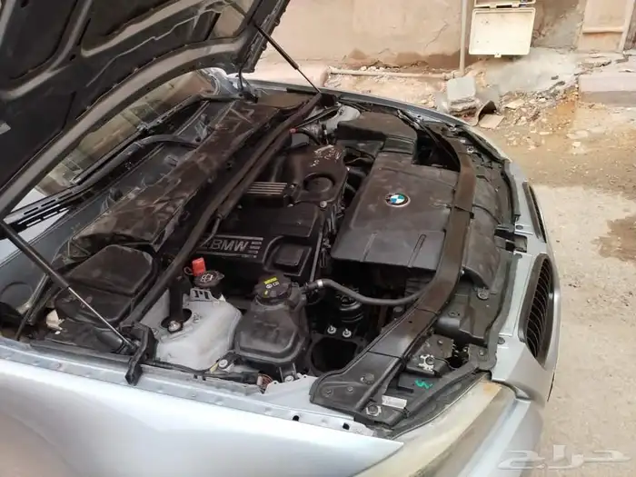 Bmw320i e90 model 2009 4