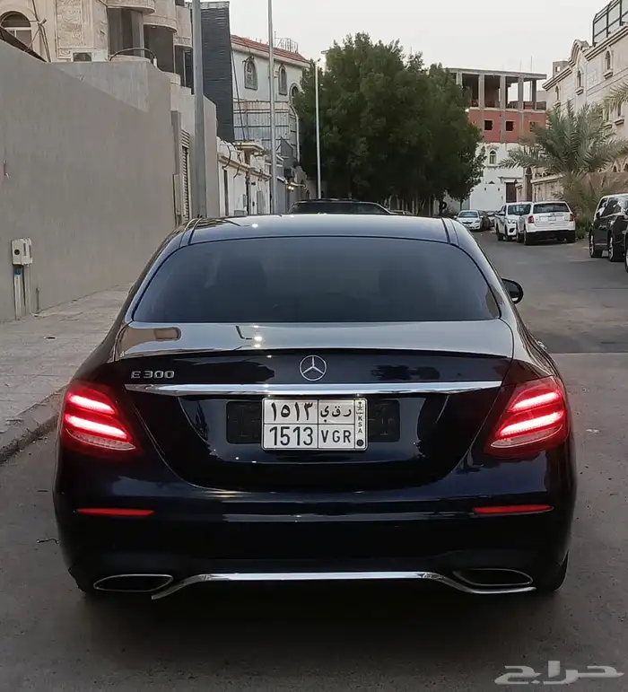 مرسيدس E300 2017 8