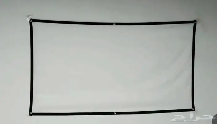 بروجكتر مع العاب مع يدين 1