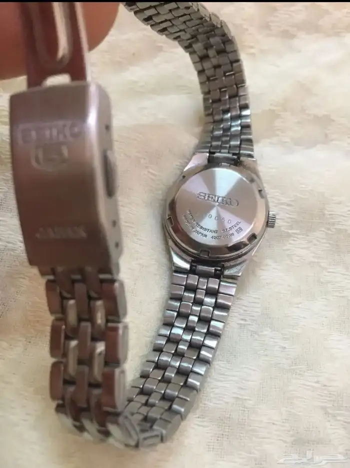 ساعة نسائية 2