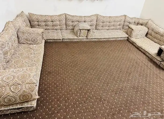 كنب ارضي إسفنج 1