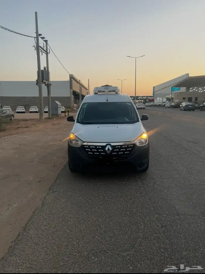 رينو دوكر بثلاجة تبريد جاف 0