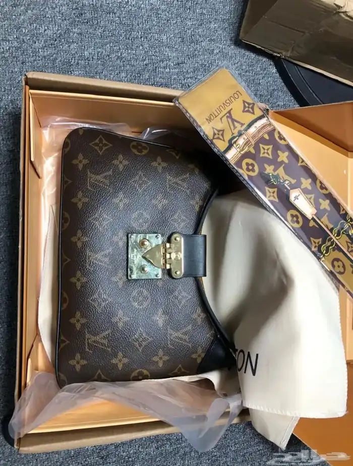 شنط فاخرة للبيع درجة أولى 1