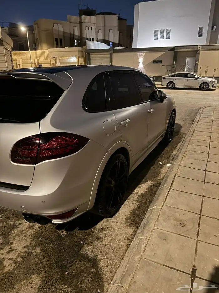 بورش كايين 2014 GTS ماشي 75الف 10