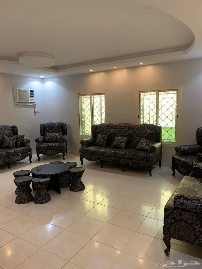 استراحة للايجار بالشهر وبالسنة بالسر الصوطه 14