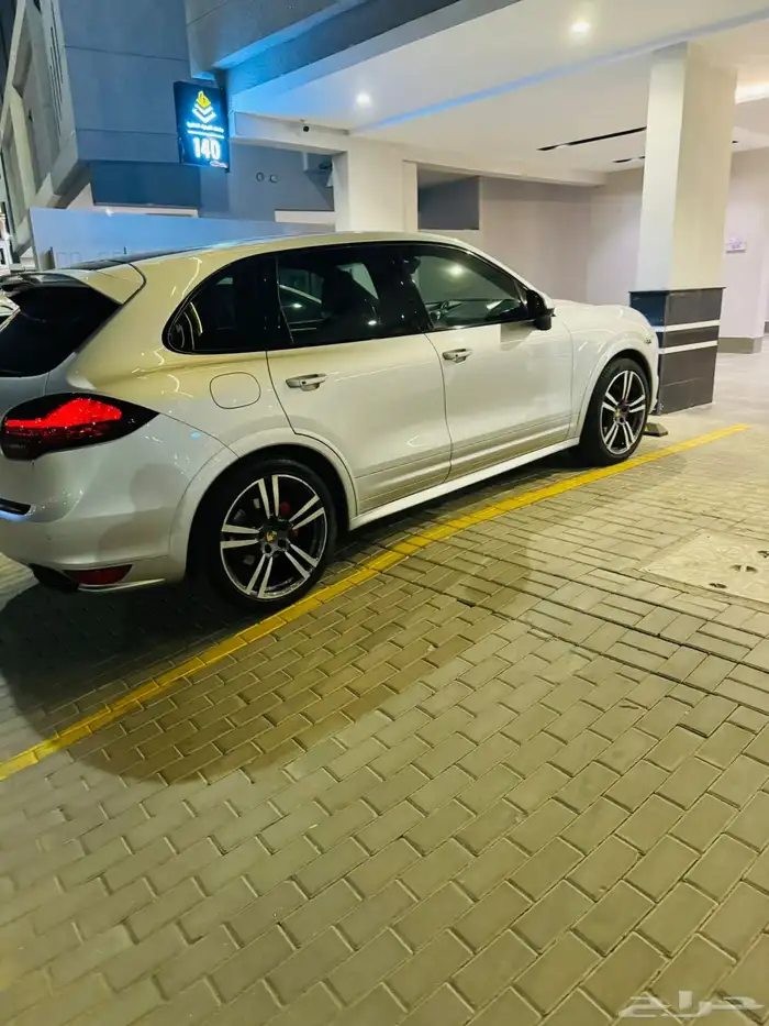 بورش كايين 2014 GTS ماشي 75الف 0