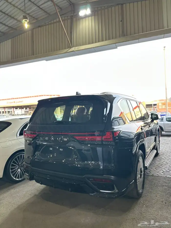 لكزس LX600 2025 F SPORT جديد سعودي 6