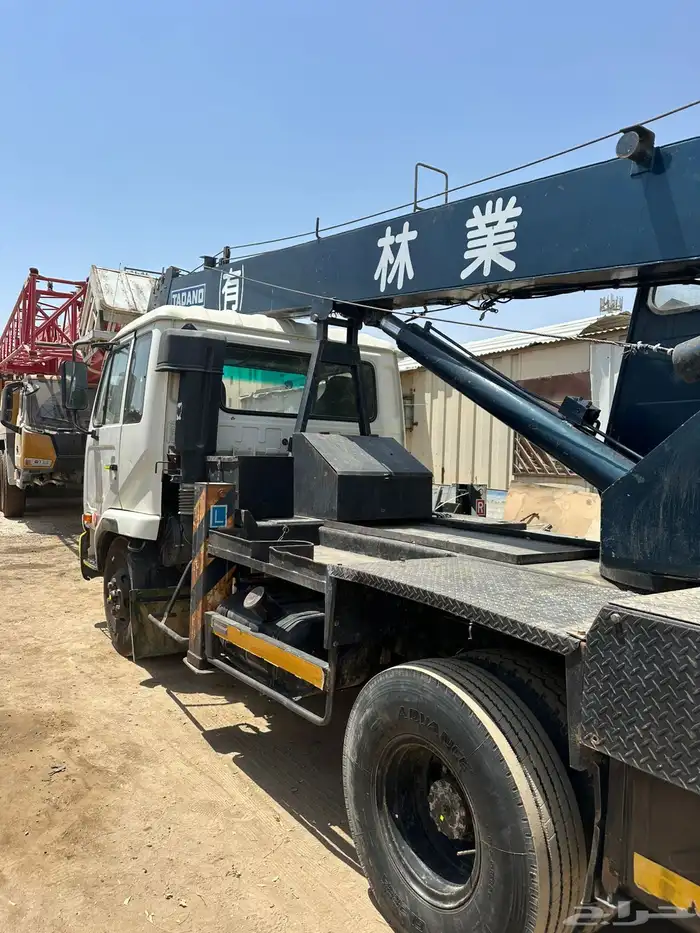 للبيع كرين 7 طن 1