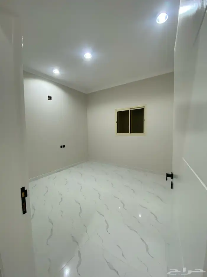 شقة 3 غرف و صاله في الرمال Alrimal District Apt. 3BR 0