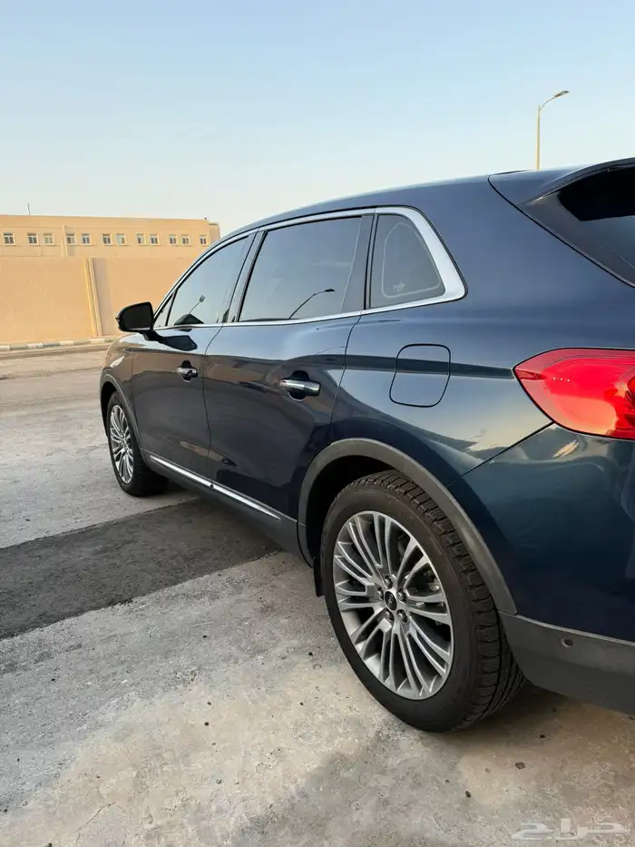 لنكلون mkx 2017 12