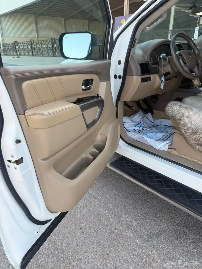 للبيع نيسان ارمادا 10