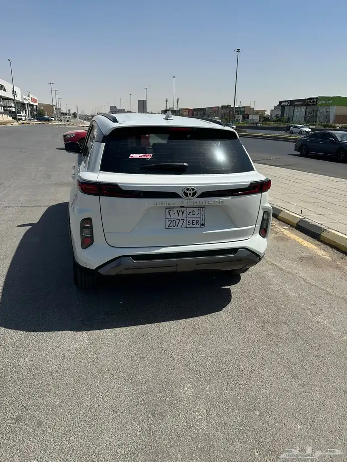 اوريان كروز 2024 ابيض 4