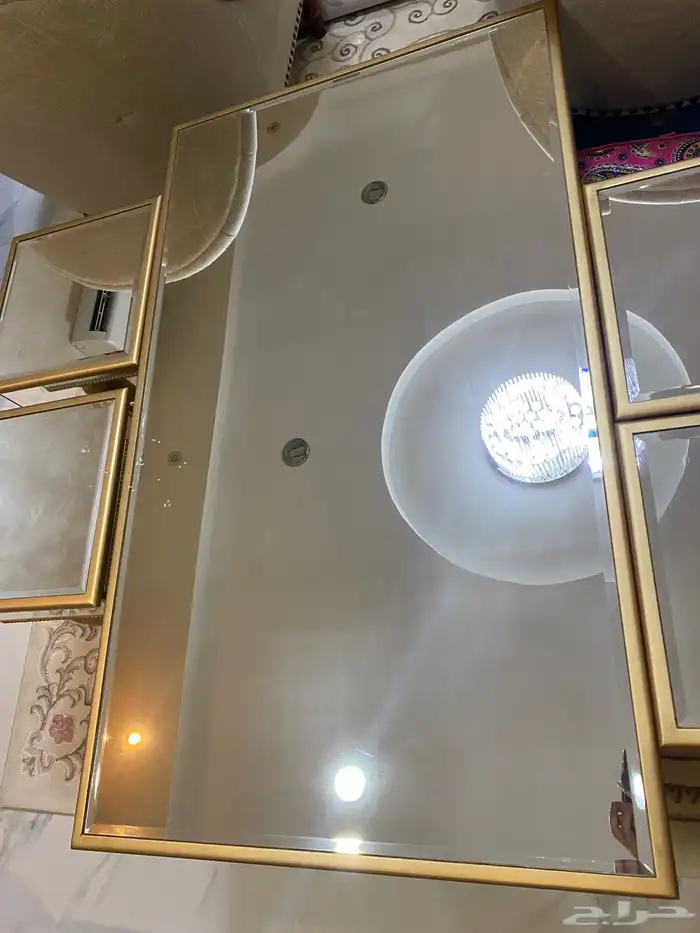 طاوله قهوه مع اربع طاولات خدمه 1500 نظييفه اخت الجديده 0