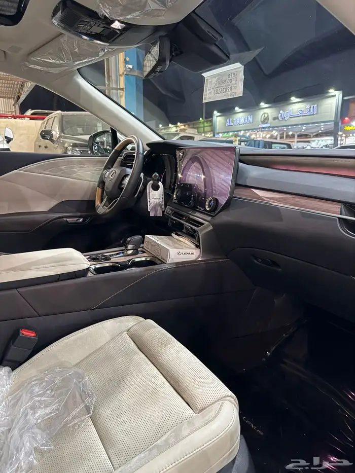 لكزس RX350H BB 2024 ( شبه أصفار ) 10