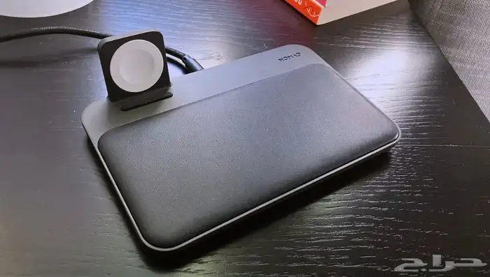 nomad قاعدة شحن لاسلكيه للآيفون و ساعة ابل charger 2